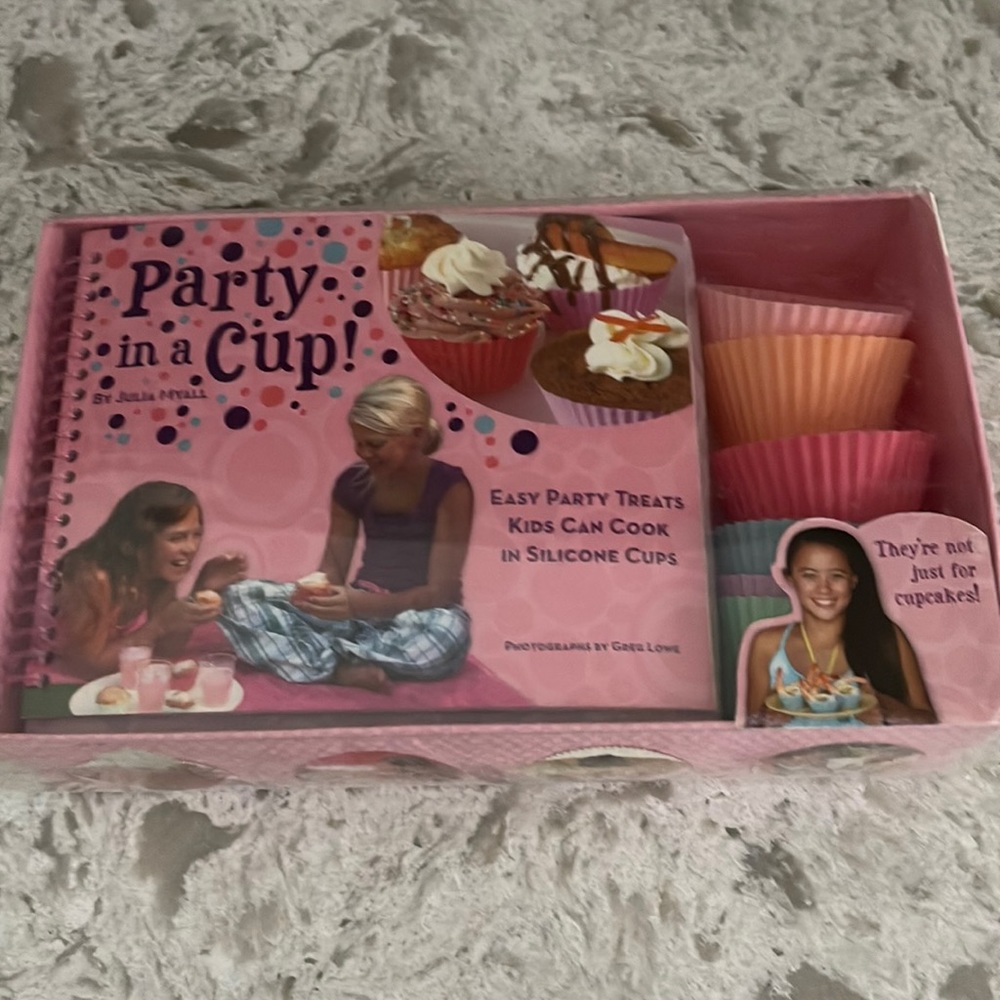 [FREE] or 5/$5 Party in a cup set.